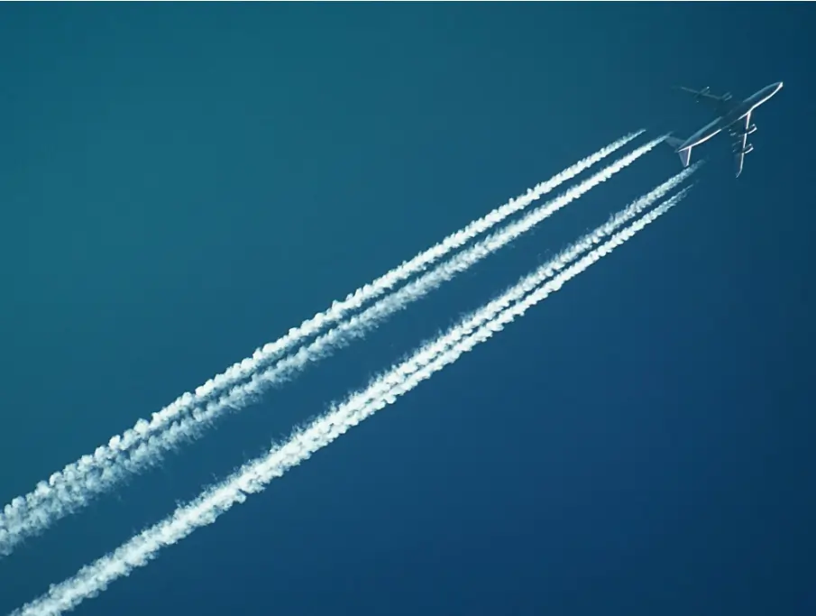 Accelerated flight training program with modern aircraft and experienced instructors